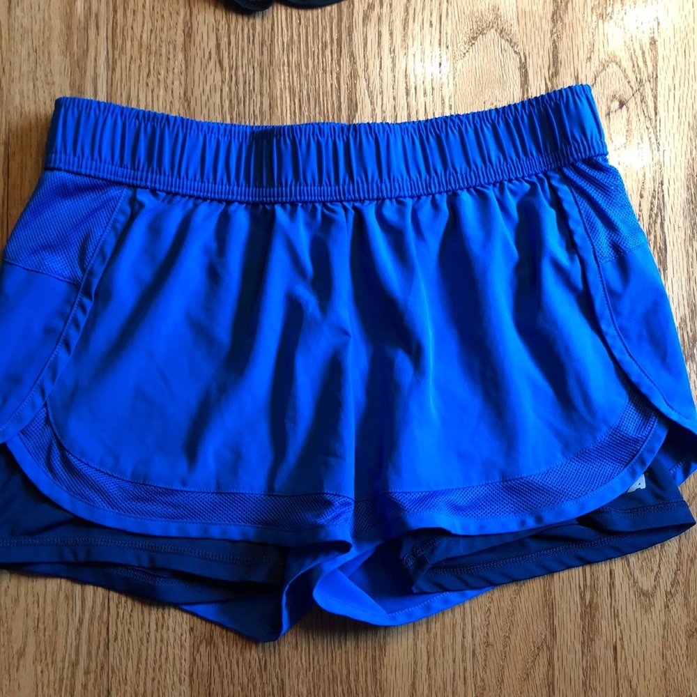Running shorts